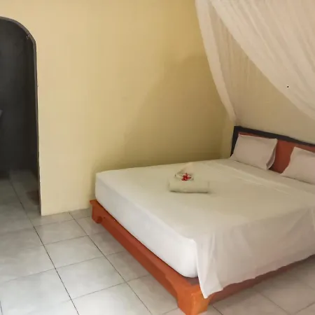 Tangkoko Ranger Homestay Bitung Exterior photo