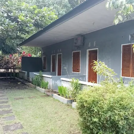 Tangkoko Ranger Homestay Bitung Exterior photo